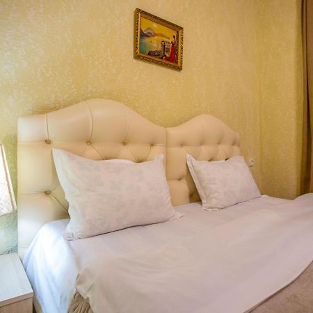 Hotel Vladi Kutaisi Eksteriør bilde