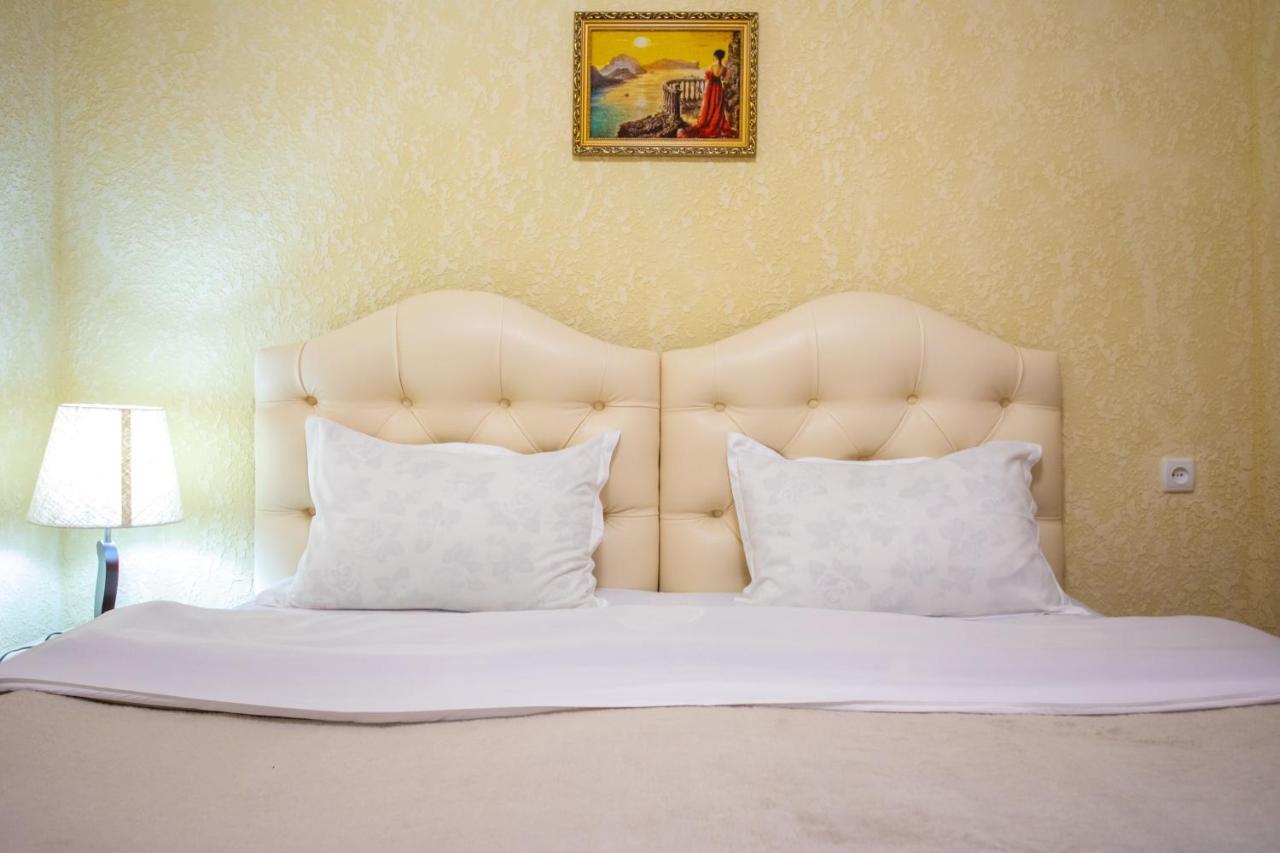 Hotel Vladi Kutaisi Eksteriør bilde