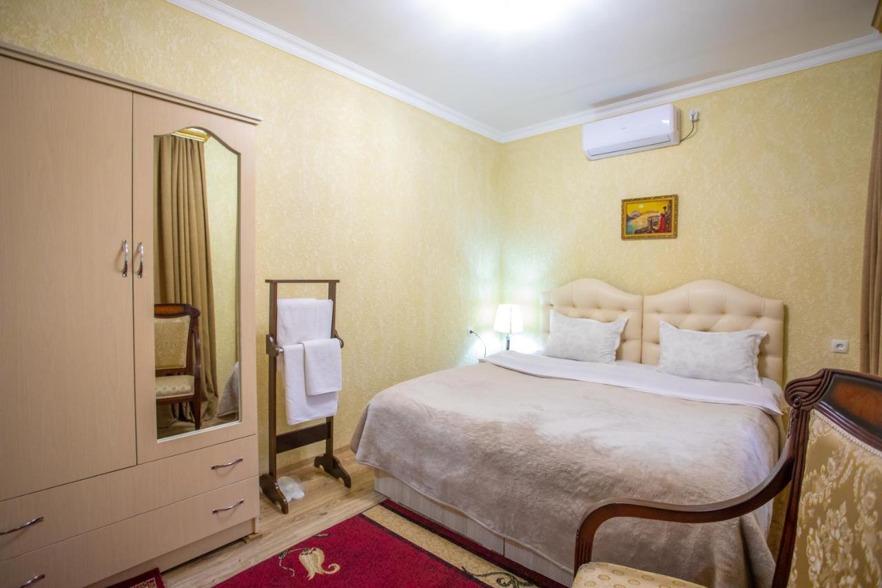 Hotel Vladi Kutaisi Eksteriør bilde