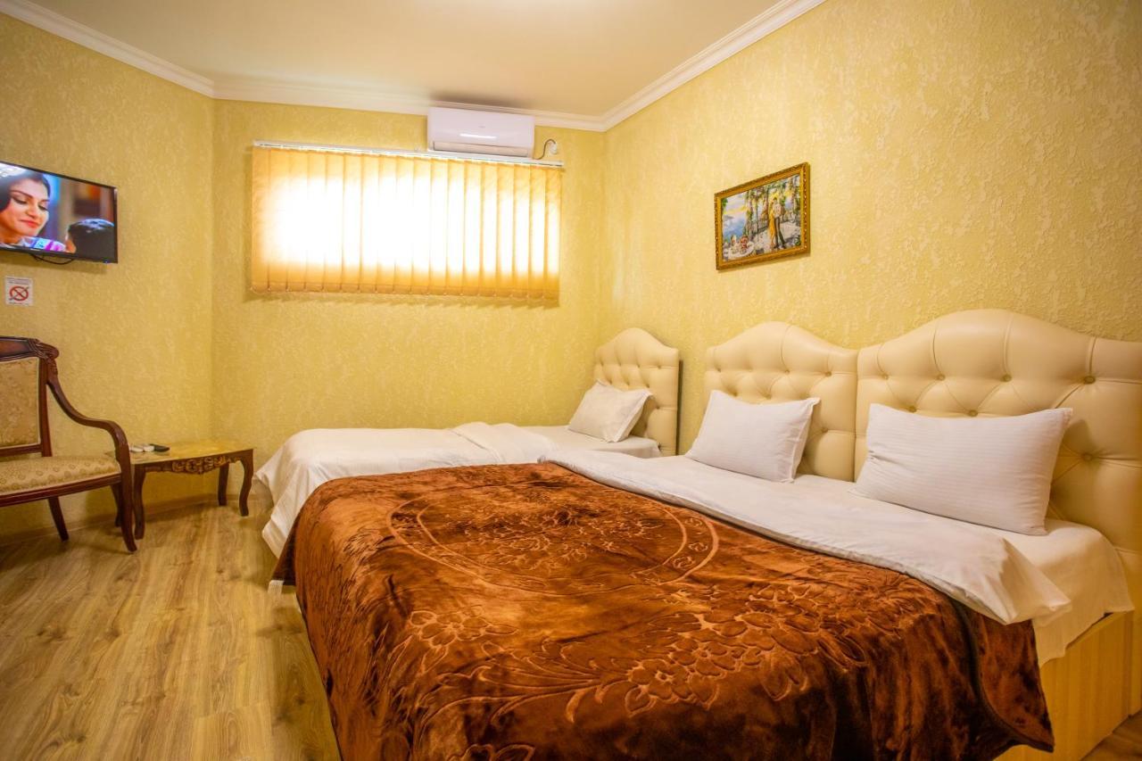 Hotel Vladi Kutaisi Eksteriør bilde